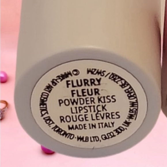 MAC Cosmetics Powder Kiss Lipstick in Flurry Fleur New 1.5g no box - Picture 4 of 11